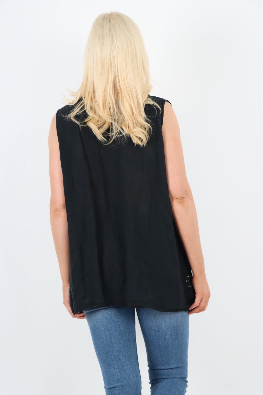 Italian Crochet Bottom Button Detail Cotton Vest Top