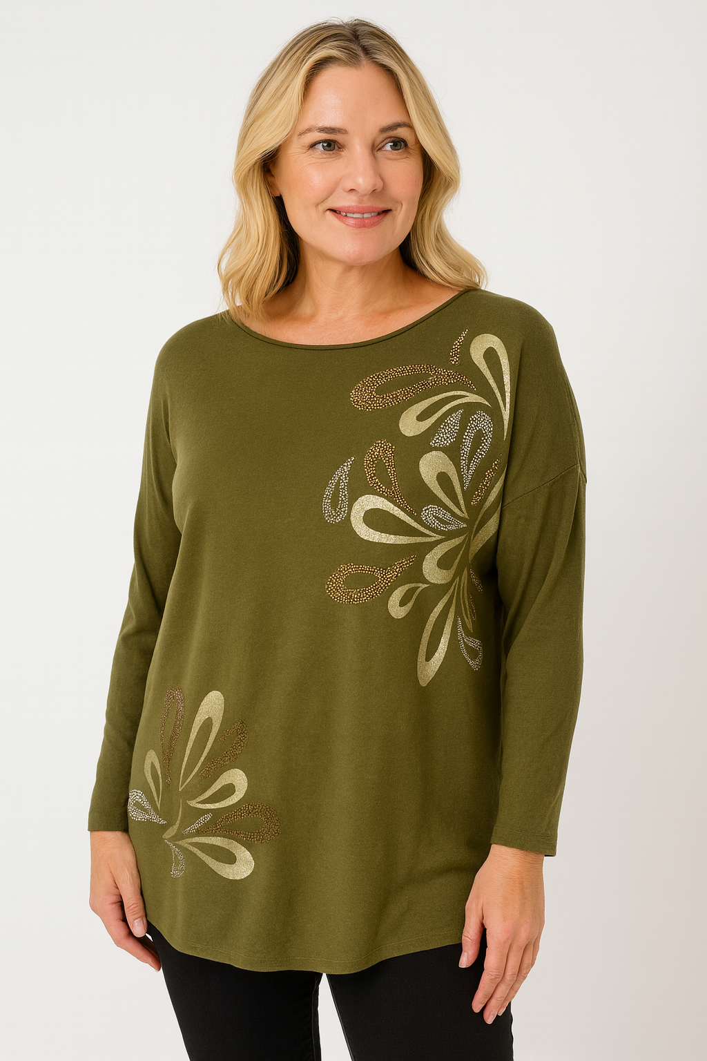 Italian Ladies Scoop Hem Jumper With Diamante Detail Top1