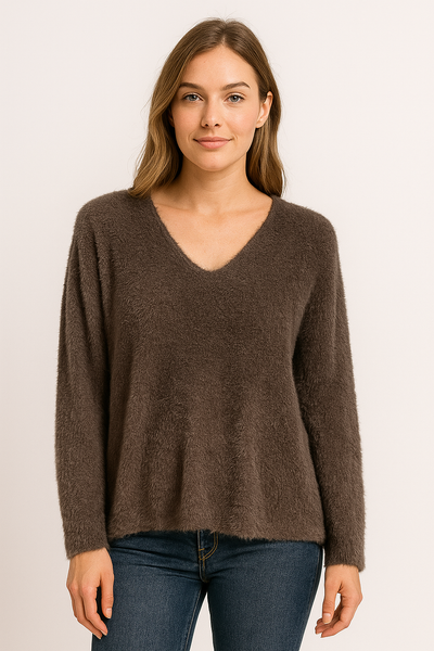 Italian Soft Fluffy V Neck Jumper – One Size Fits UK 8–14