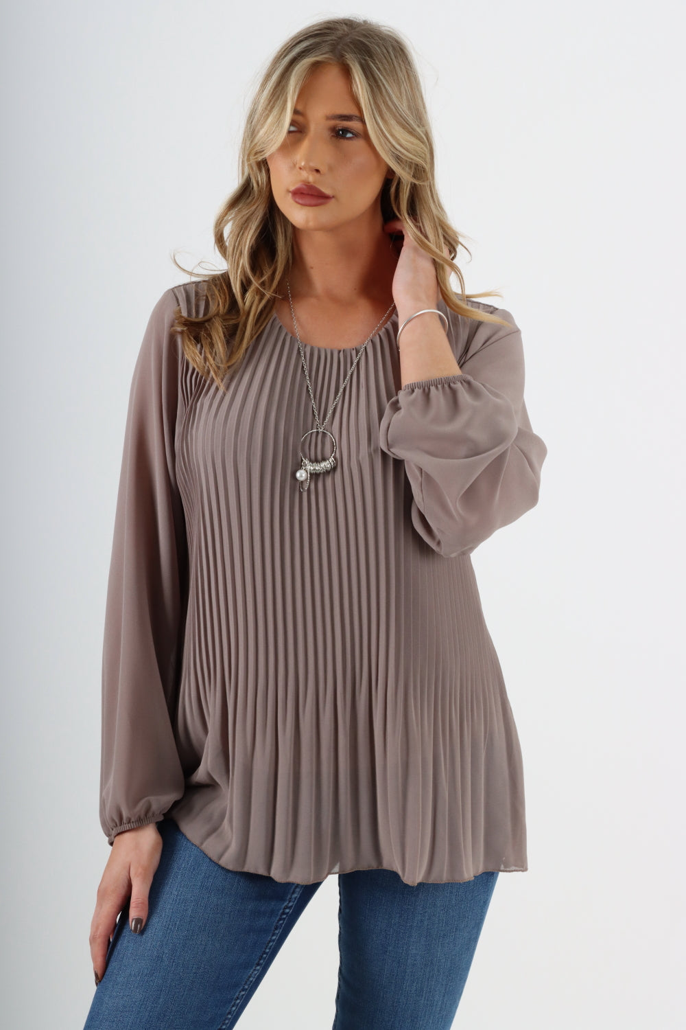 Plain Pleated Necklace Chiffon Top